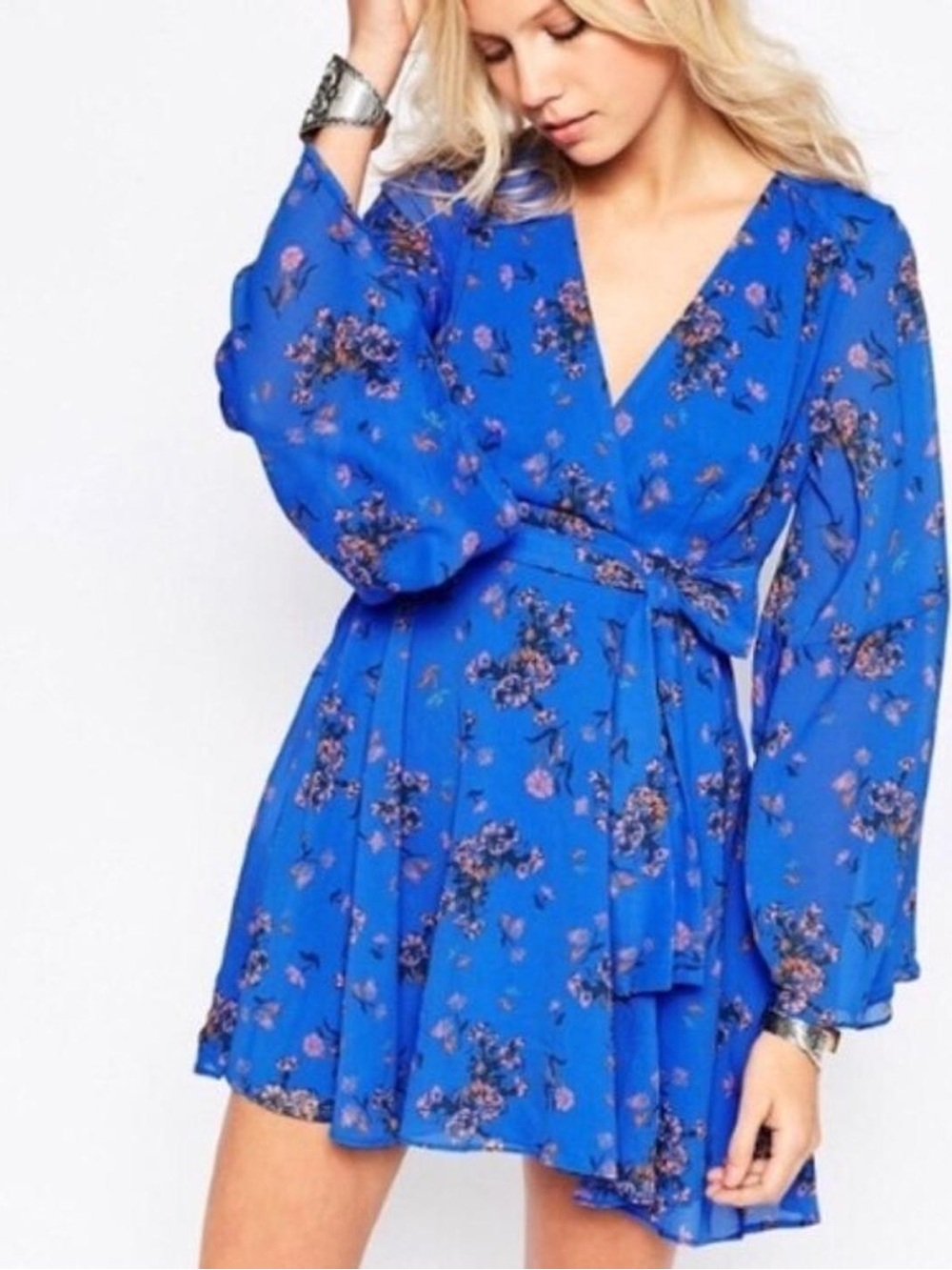 Free People Lilou Floral Wrap Mini Dress Blue Bell Sleeves Size Small - Picture 2 of 16